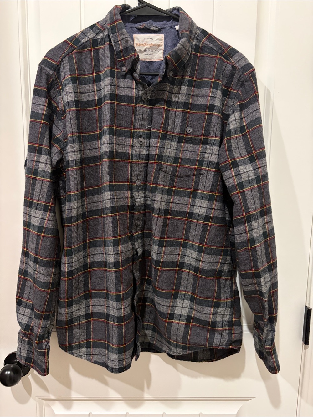 Weatherproof Men's Dark Gray Plaid Button-Down Shirt with Red Stripe